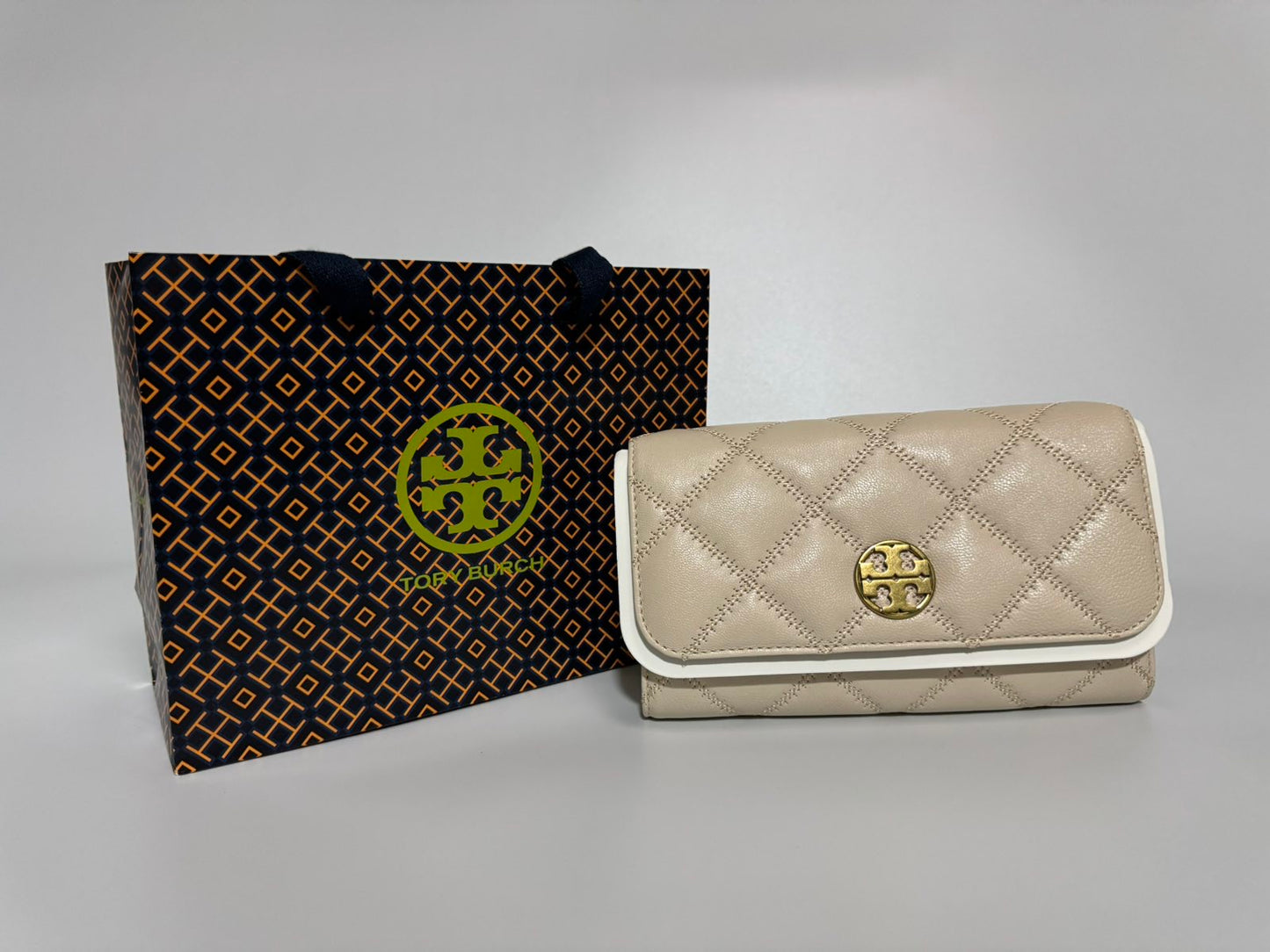 Tory Burch Willa Small Leather Chain Wallet Crossbody (Brie)