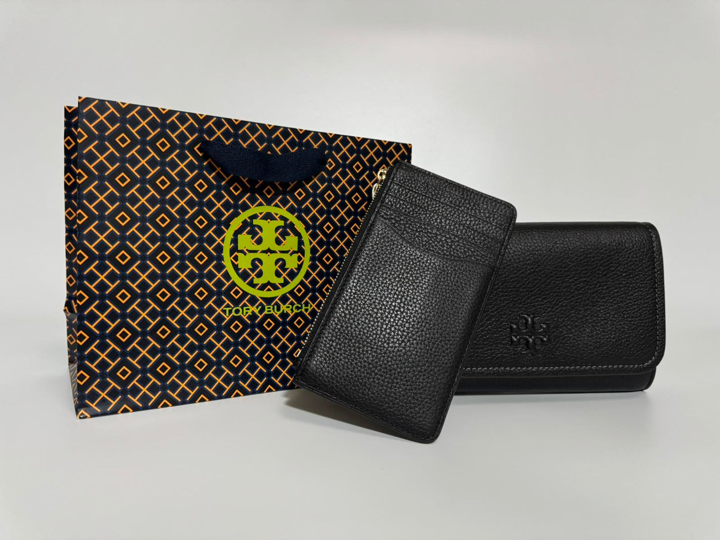 Tory Burch Thea Pebbled Leather Crossbody Bag with Flat Wallet (Black)