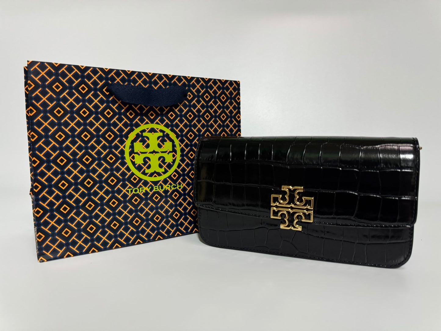 Tory Burch Britten Embossed Croc Leather Chain Wallet With Wristlet (Black)
