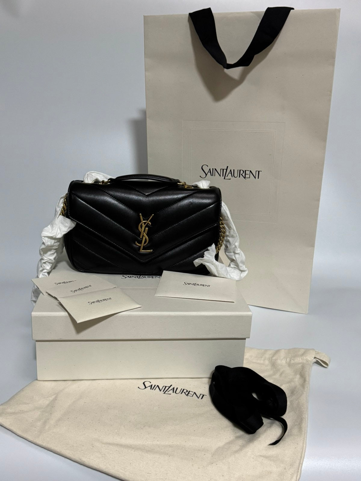 Yves Saint Laurent Loulou Small in Matelasse Lambskin (Noir)